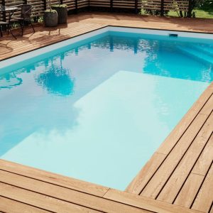 Pool 3,0 x 6,0 meter med hörn trappa vänster och enfärgad liner